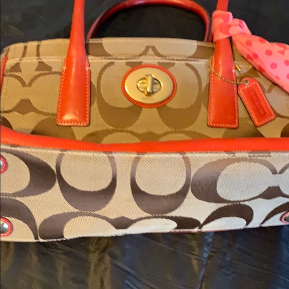 Lot of 2 used Fair Condition Coach Purses - Picture 8 of 8